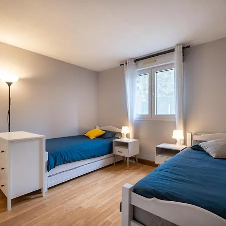Daire Le Champs Elysees, Appart 2 Chambres, Parking