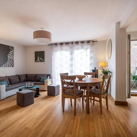 Le Champs Elysees, Appart 2 Chambres, Parking Appartement *